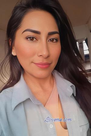 Peru women