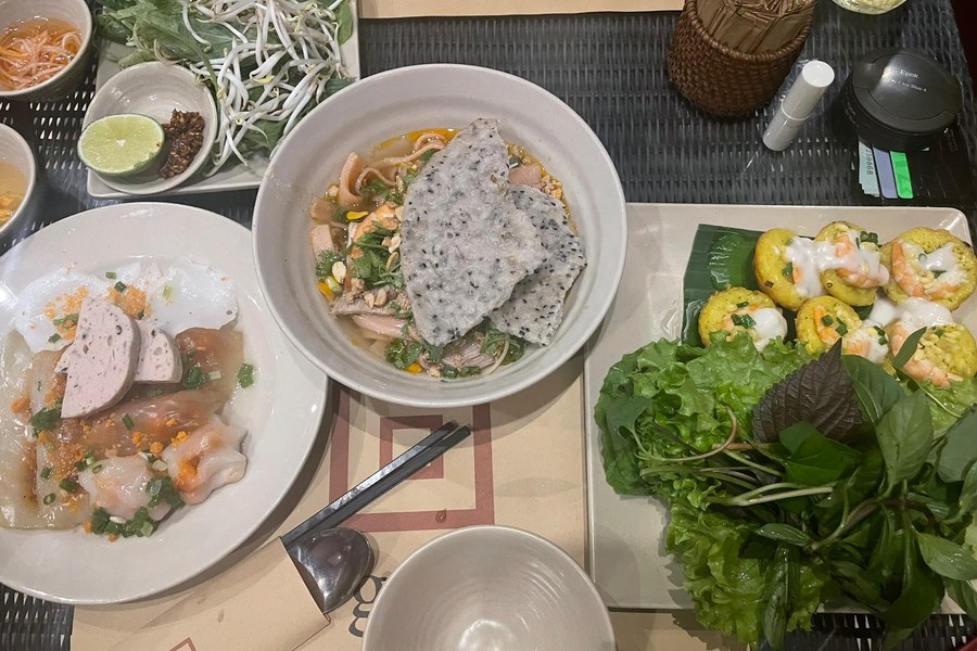 Vietnamese dishes at Nhà Hàng Ngon welcome dinner